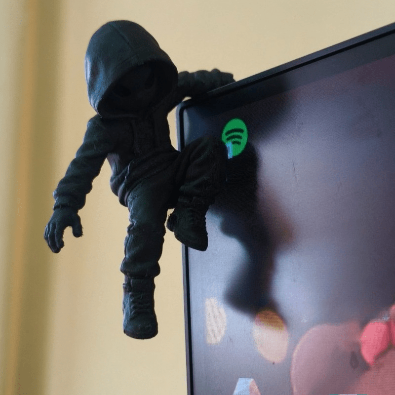 Retro Gaming Room - Climb Hoodie Alien Mini Statue 3D